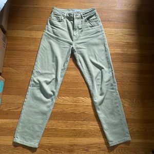 NWOT Zara mom fit sage green jeans
